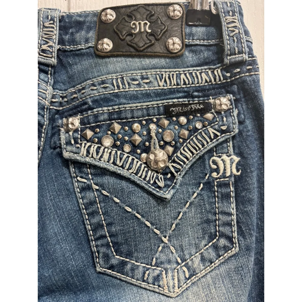 Women's Miss Me Jeans Size 26 Blue Denim Boot, Jewel Embellishments - Picture 7 of 13